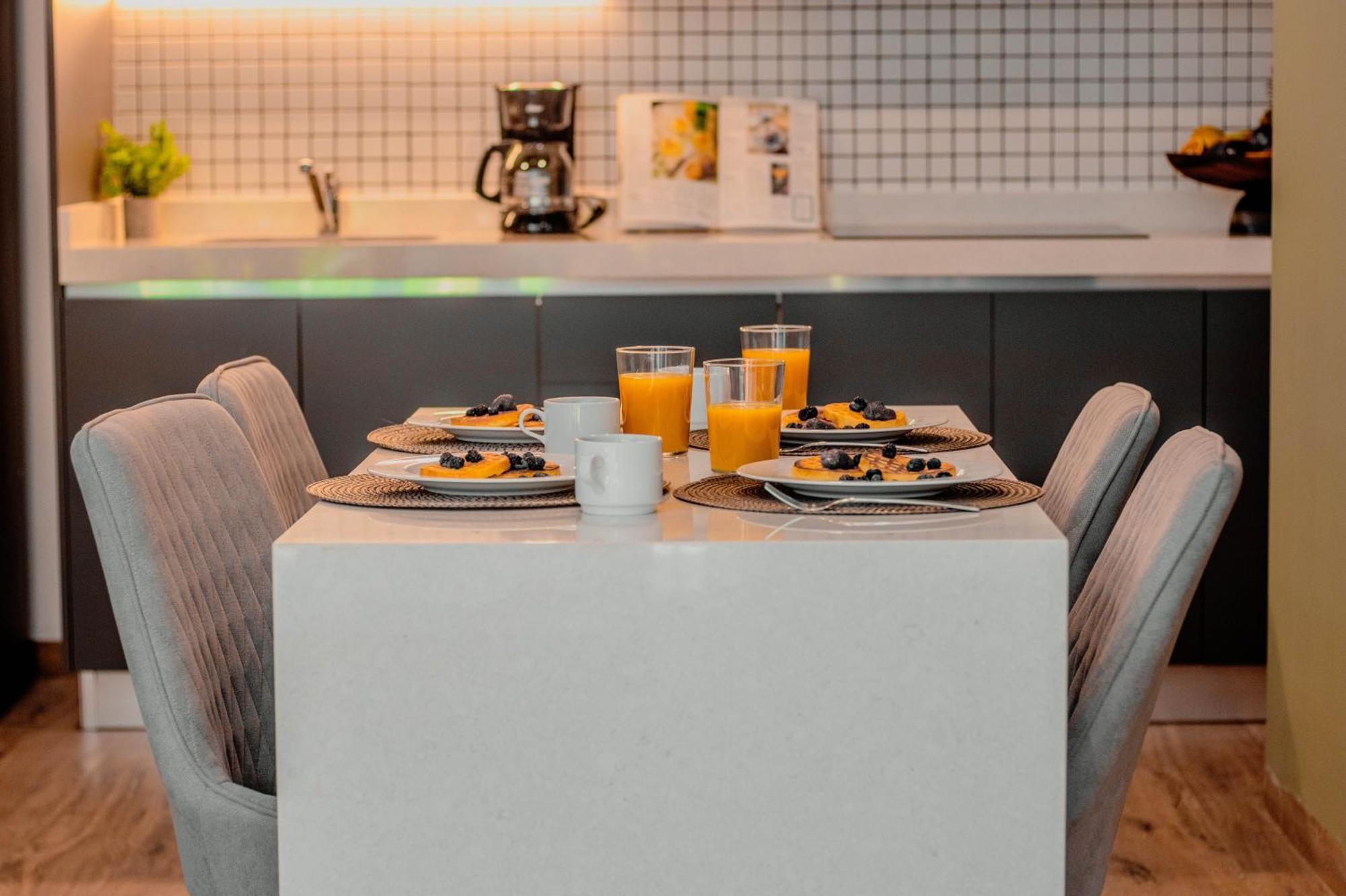 Sensai Downtown Luxury Apartamento *